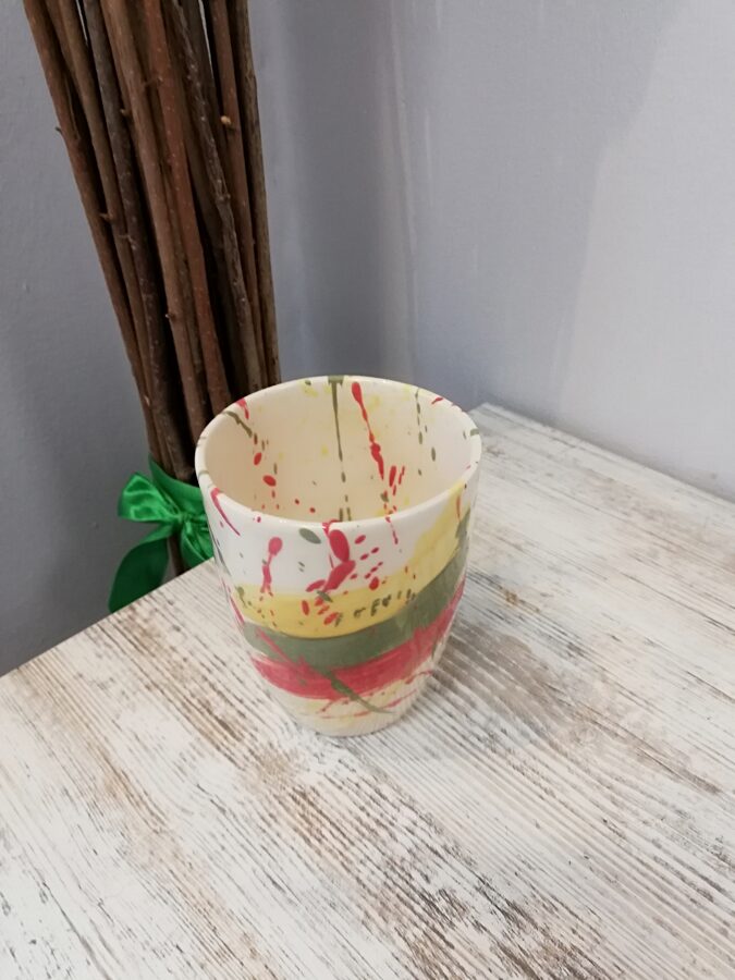 Rankų darbo keramikinis puodelis KM2Lietuva
