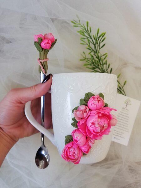 puodelis ir saukstelis lašas bijūnų 